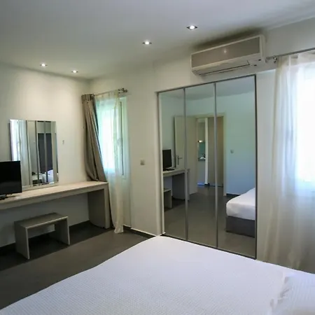 Aparthotel Makris Yialos Lassi (Kefalonia)