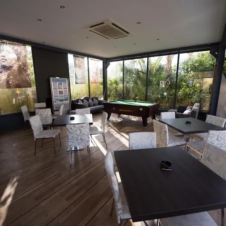 Makris Yialos Aparthotel *