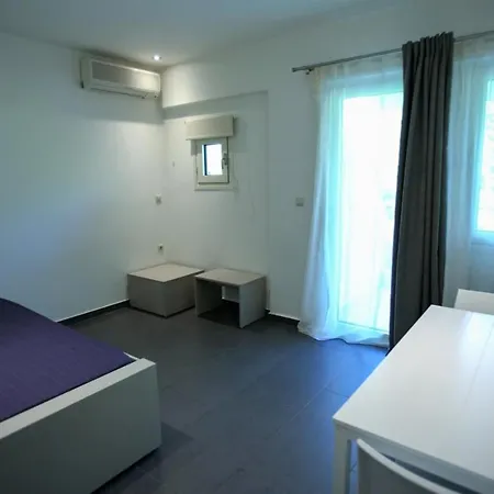 Makris Yialos Aparthotel Lassi (Kefalonia)